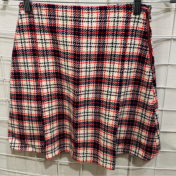 60’s Twiggy Mini 2 piece Plaid Top and Skirt Set. Top is fully lined. Homemade - Picture 8 of 8